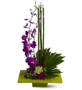 Zen Artistry in Centralia�IL, Ross Flower Shop