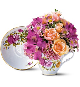 Pink Roses Teacup Bouquet in Centralia�IL, Ross Flower Shop