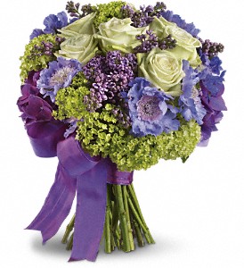Martha's Vineyard Bouquet in Centralia IL, Ross Flower Shop