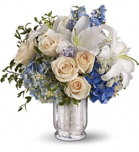 Teleflora's Seaside Centerpiece in Centralia IL, Ross Flower Shop