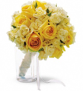 Sweet Sunbeams Bouquet in Centralia IL, Ross Flower Shop