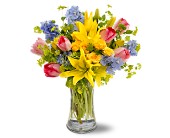 Spring Delight in Centralia�IL, Ross Flower Shop