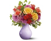 Teleflora's Stratford Gardens in Centralia�IL, Ross Flower Shop