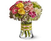 Fashionista Blooms in Centralia�IL, Ross Flower Shop