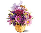 Teleflora's Lavender Garden in Centralia�IL, Ross Flower Shop